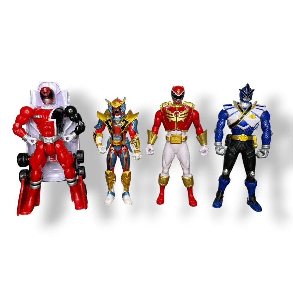 Vintage Power Rangers Action Figures Lot of 4 Collectible Toys Bandai
